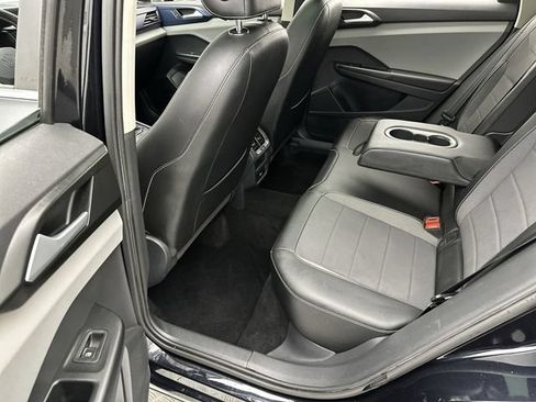 Used 2022 Volkswagen Taos SE AWD/4WD image 22