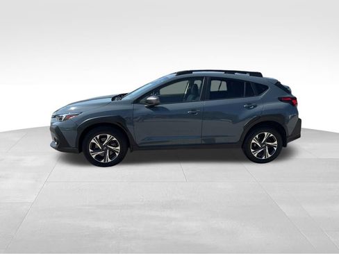 Used 2024 Subaru Crosstrek 2.0i Premium AWD/4WD image 2