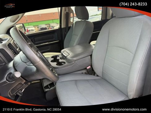 Used 2015 RAM 1500 Express AWD/4WD image 7