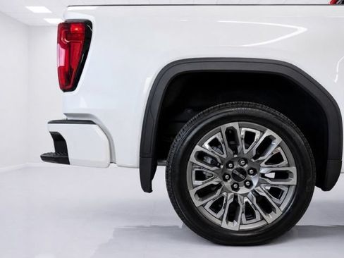 Used 2026 GMC Sierra 1500 Denali Ultimate AWD/4WD image 10