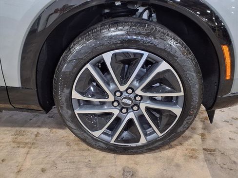 New 2026 Cadillac Optiq Sport 2 image 5