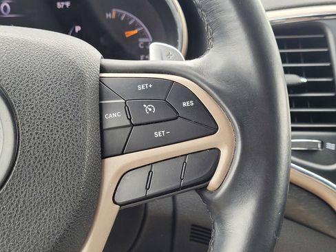 Used 2017 Jeep Grand Cherokee Laredo w/ Quick Order Package 2BE image 22