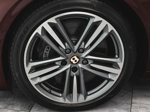 Used 2020 Bentley Continental GT AWD/4WD image 7