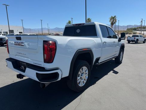Used 2023 GMC Sierra 2500 Denali w/ Denali Ultimate Package AWD/4WD image 3