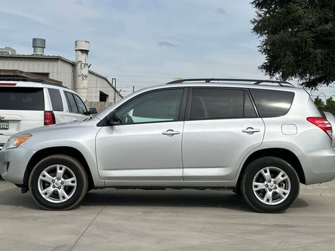 Used 2011 Toyota RAV4 2WD w/ Upgrade Value Pkg image 6