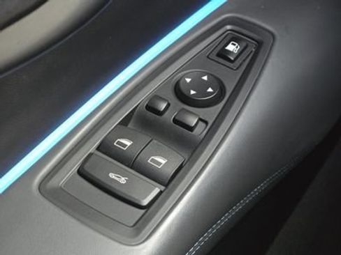 Used 2016 BMW i8 image 10