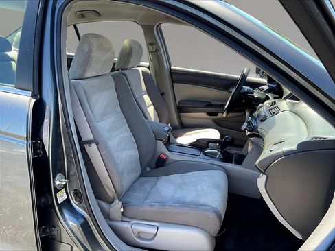 Used 2009 Honda Accord LX-P image 26