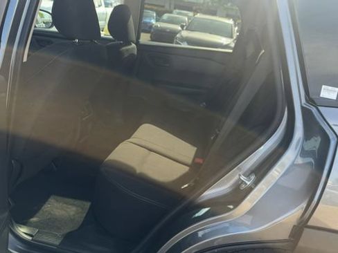 Used 2024 Nissan Rogue S AWD/4WD image 10