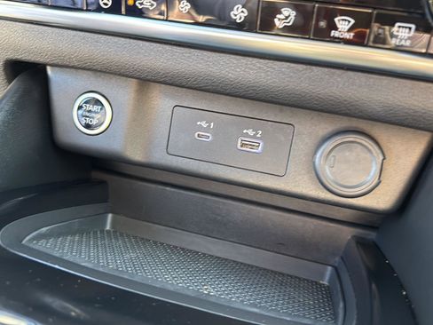 Used 2023 Nissan Rogue SL image 28