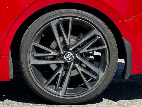 Used 2025 Toyota Camry XSE w/ Premium Plus Package image 2