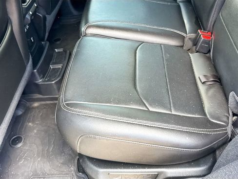 Used 2023 Jeep Wrangler Unlimited Sahara w/ Dual Top Group AWD/4WD image 29