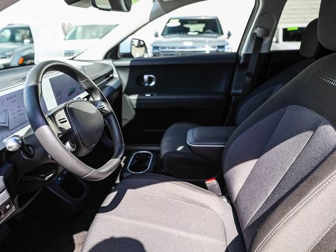 Used 2024 Hyundai Ioniq 5 SEL RWD image 18