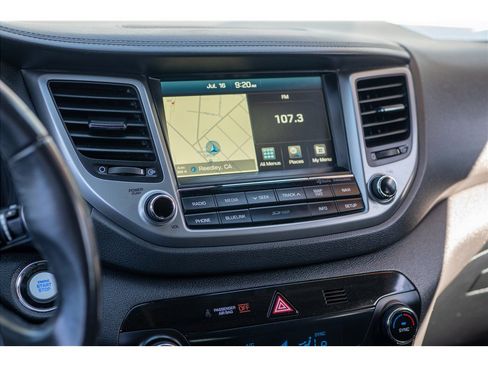 Used 2016 Hyundai Tucson Limited w/ Option Group 03 FWD image 15