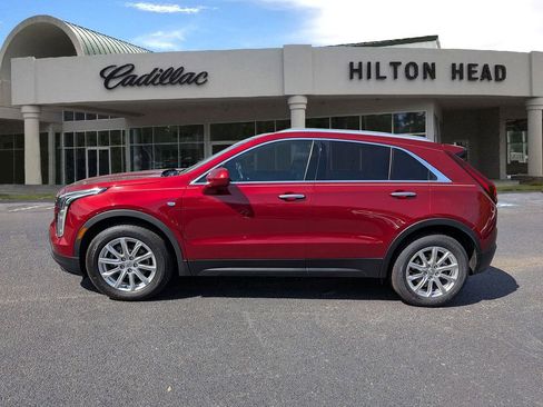 Used 2019 Cadillac XT4 Luxury image 3