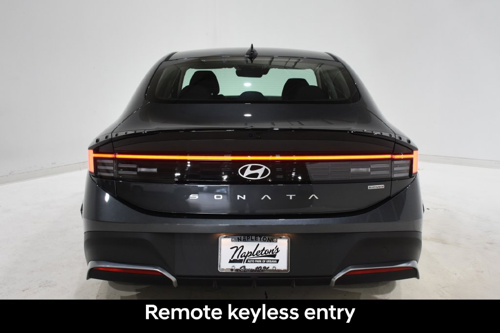 New 2026 Hyundai Sonata Blue FWD image 5