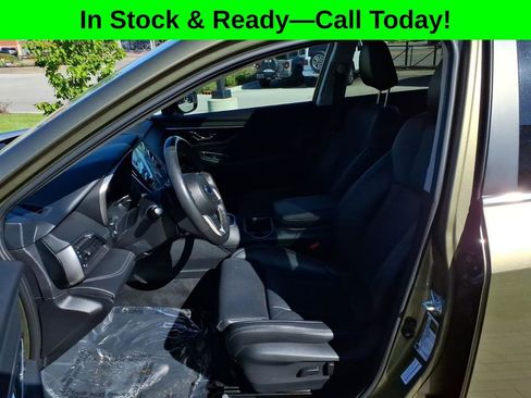 Certified 2024 Subaru Outback Limited AWD/4WD image 30