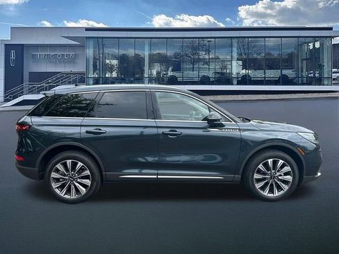 Certified 2022 Lincoln Corsair Reserve w/ Elements Package FWD image 9