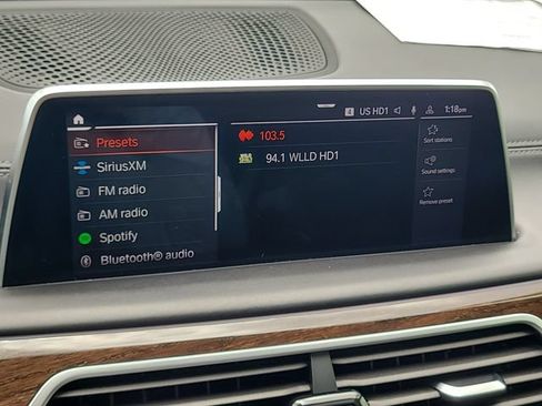 Used 2022 BMW 750i xDrive w/ Executive Package AWD/4WD image 26