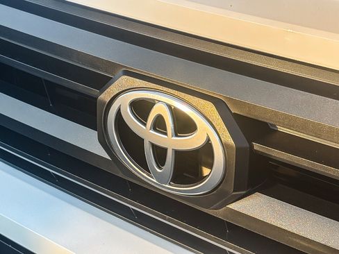 New 2026 Toyota Tacoma SR5 AWD/4WD image 10