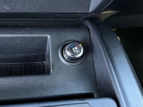 Certified 2023 Nissan Titan PRO-4X w/ Pro-4x Convenience Package image 24