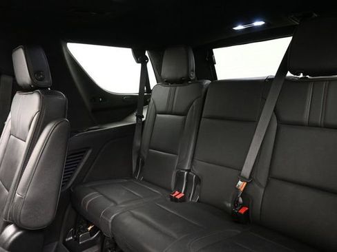 Used 2021 Chevrolet Tahoe RST w/ Luxury Package AWD/4WD image 21