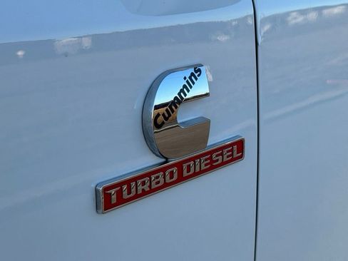 Used 2024 RAM 2500 Big Horn AWD/4WD image 9