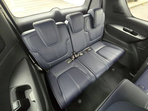 New 2027 INFINITI QX80 Sensory AWD/4WD image 15