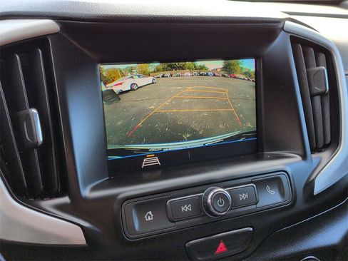 Used 2020 GMC Terrain SLE w/ Driver Convenience Package image 13