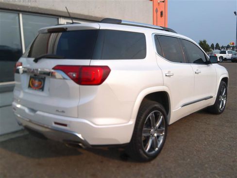Used 2017 GMC Acadia Denali w/ Technology Package AWD/4WD image 3