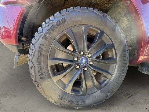 Used 2019 Ford F150 XLT w/ Equipment Group 302A Luxury image 9