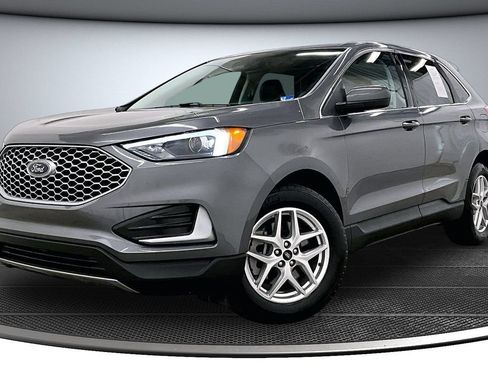 Used 2024 Ford Edge SEL AWD/4WD image 3