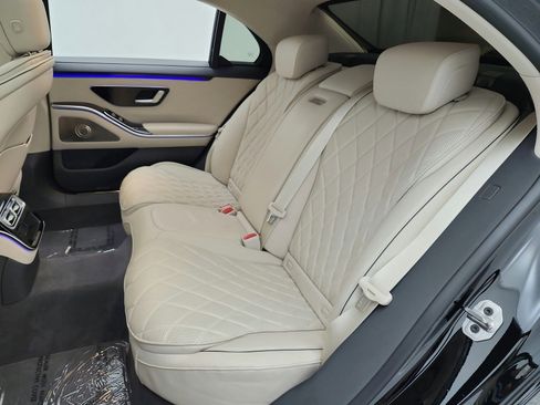 Used 2024 Mercedes-Benz S 580 4MATIC Sedan image 13