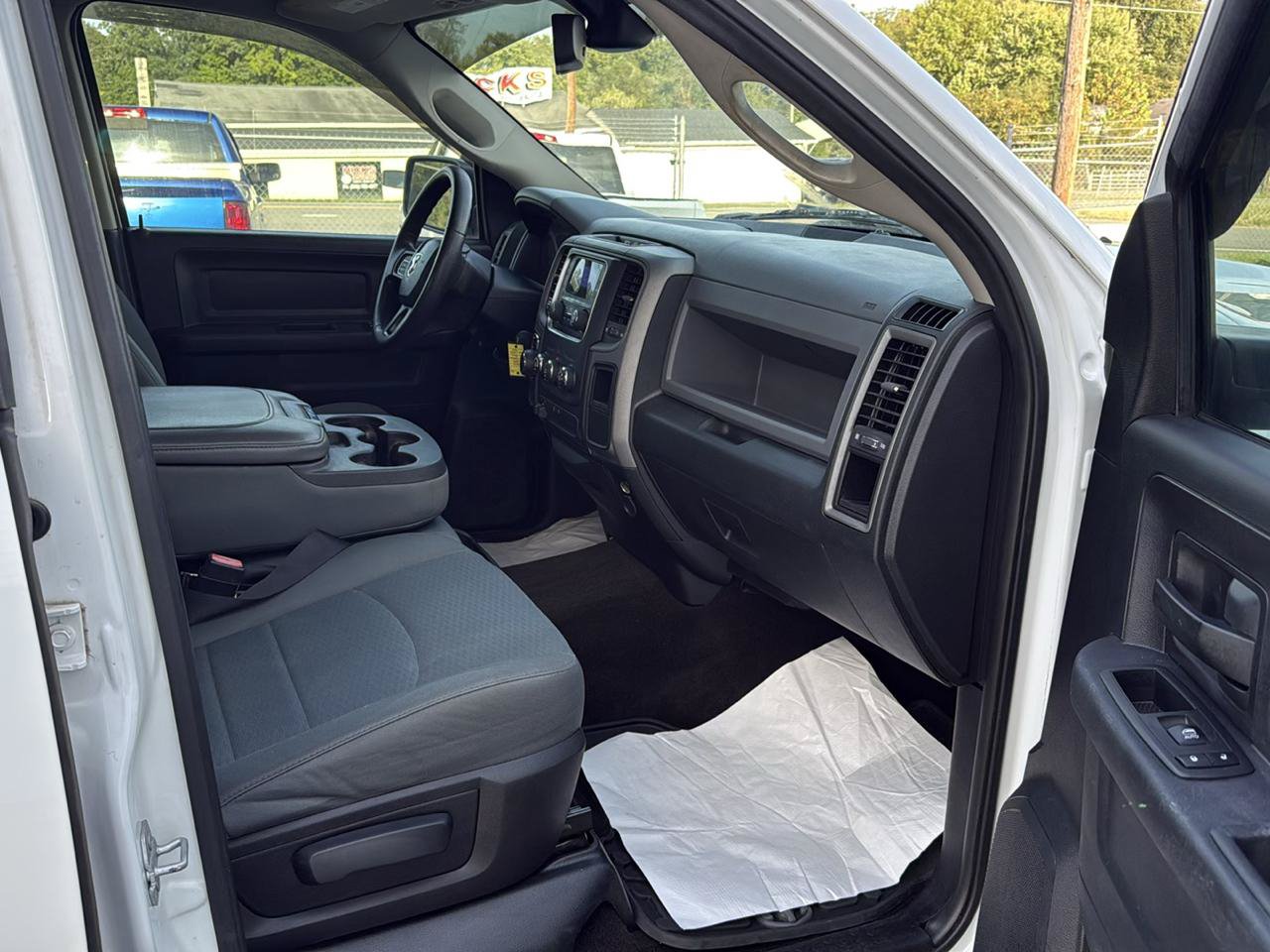 Used 2016 RAM 1500 Tradesman w/ Popular Equipment Group AWD/4WD image 18