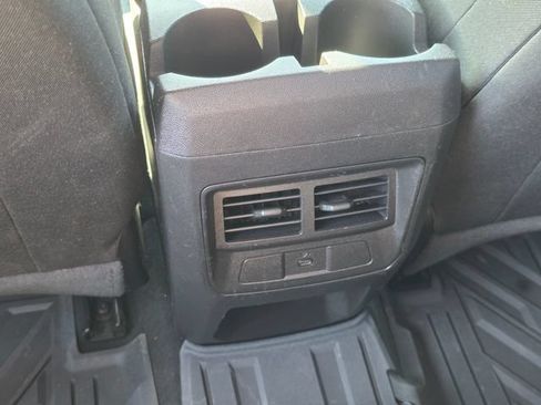 Used 2024 Chevrolet Colorado LT w/ LT Convenience Package II AWD/4WD image 40