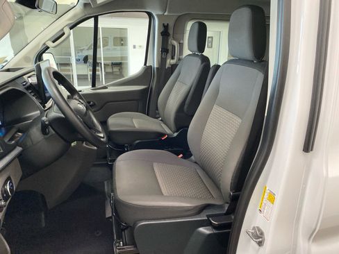 Used 2023 Ford Transit 350 XLT RWD image 16
