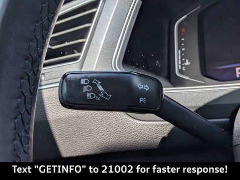 Used 2020 Volkswagen Tiguan SEL FWD image 31
