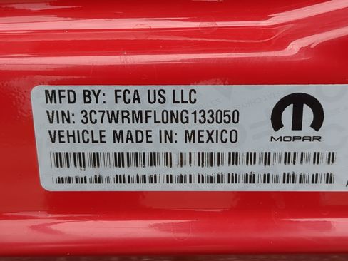 Used 2022 RAM 5500 Tradesman w/ Chrome Appearance Group RWD image 25