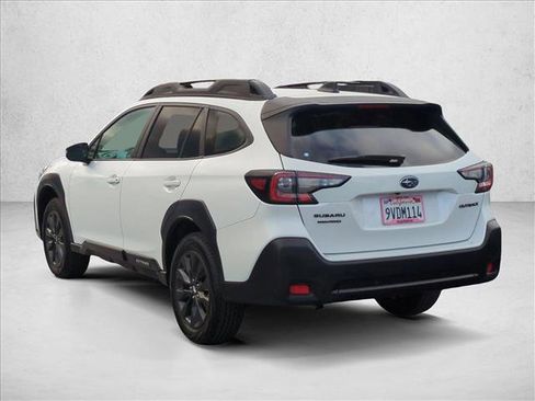 Certified 2025 Subaru Outback Onyx Edition image 8
