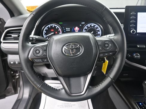 Used 2023 Toyota Camry SE w/ Cold Weather Package AWD/4WD image 23