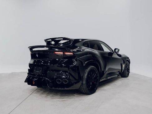 Used 2025 Ferrari Purosangue image 16