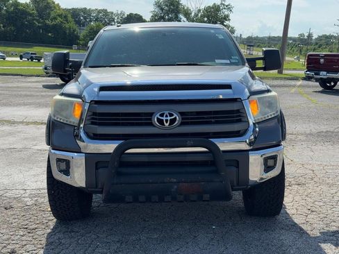 Used 2014 Toyota Tundra SR5 w/ SR5 Upgrade Package AWD/4WD image 11