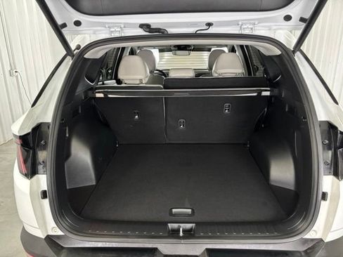 Used 2023 Hyundai Tucson Limited w/ Cargo Package FWD image 14