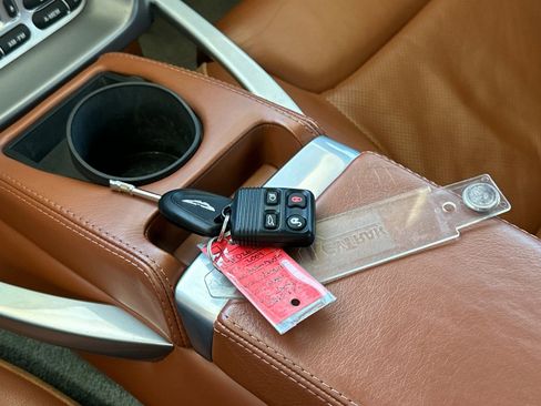 Used 2004 Aston Martin Vanquish RWD image 10
