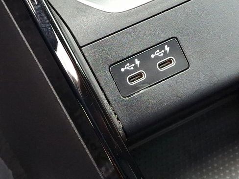 Used 2023 BMW X1 xDrive28i w/ Premium Package image 29