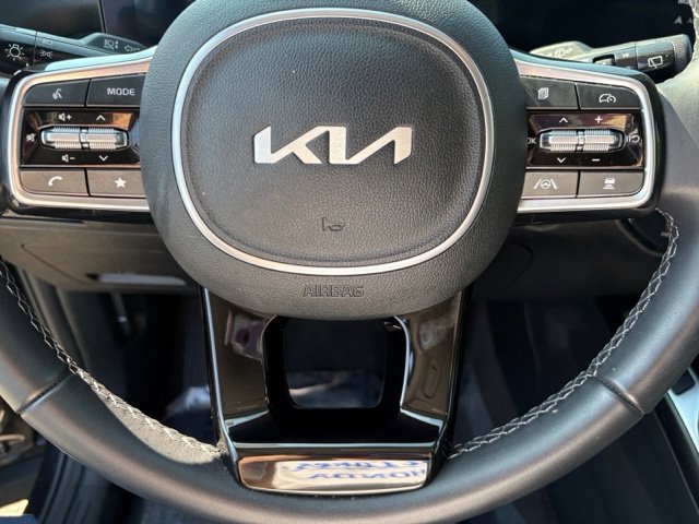 Used 2025 Kia Sorento S FWD image 27