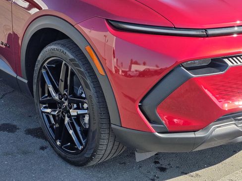 New 2026 Chevrolet Equinox EV LT w/ LPO, Blackout Package image 10