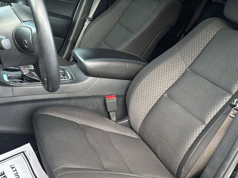 Used 2019 Jeep Grand Cherokee Laredo image 22