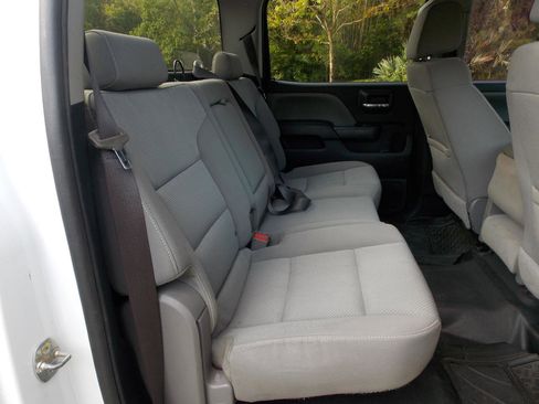 Used 2017 Chevrolet Silverado 2500 W/T w/ WT Fleet Convenience Package image 18