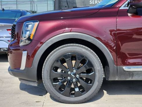 Used 2022 Kia Telluride EX w/ EX Premium Package FWD image 6
