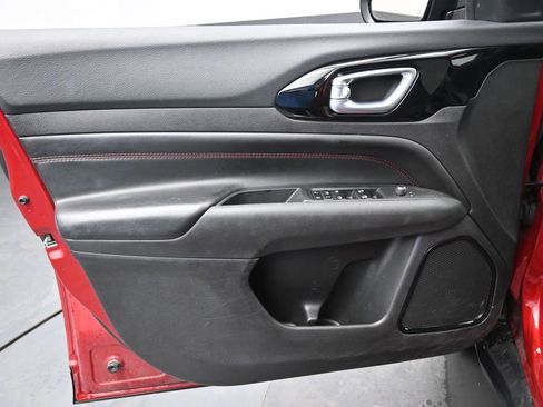 Used 2025 Jeep Compass Trailhawk AWD/4WD image 23